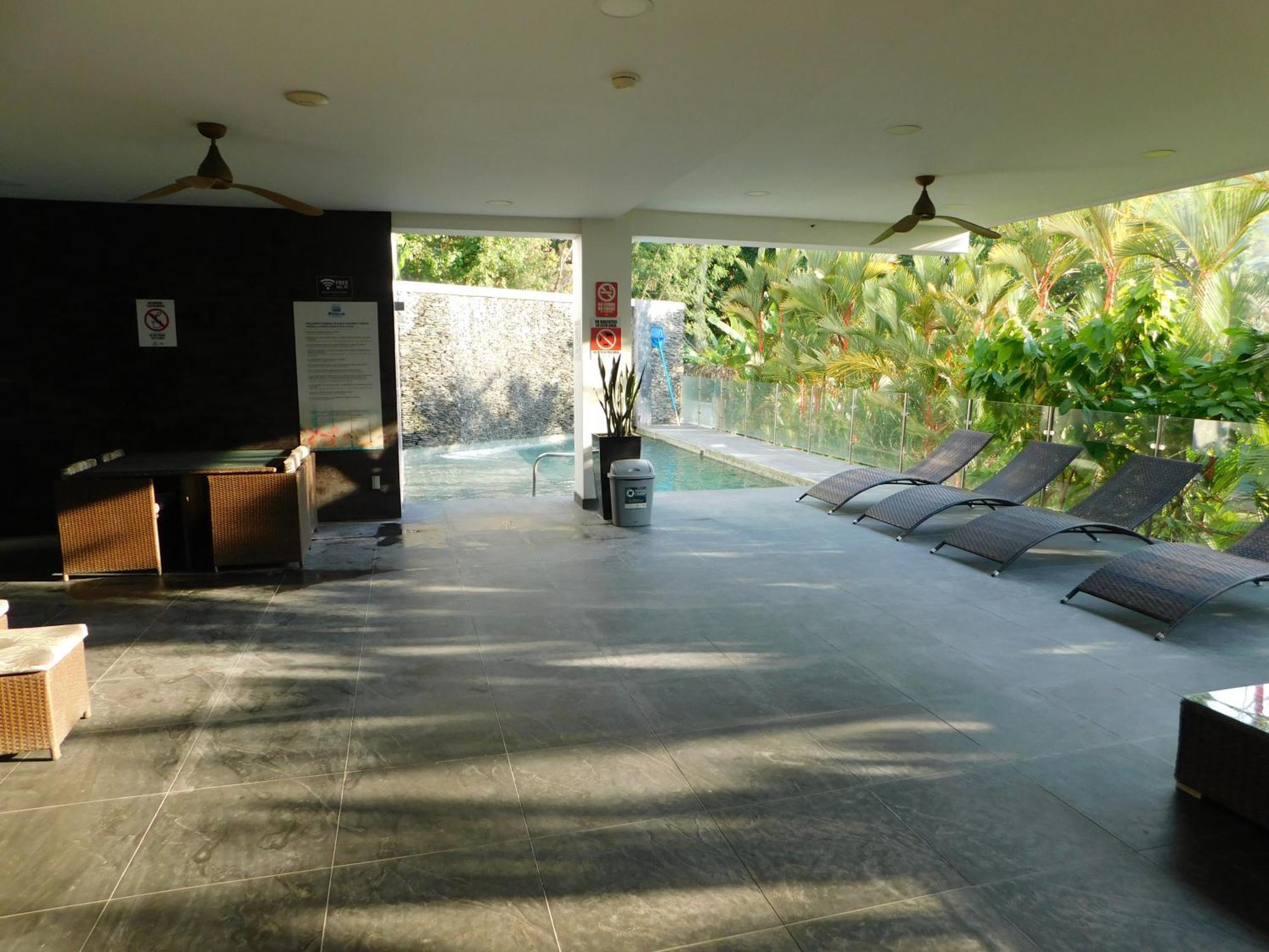 Sunset 205, Sleeps Six, Next Door To The Pool, 100M To The Beach! Jacó Екстериор снимка